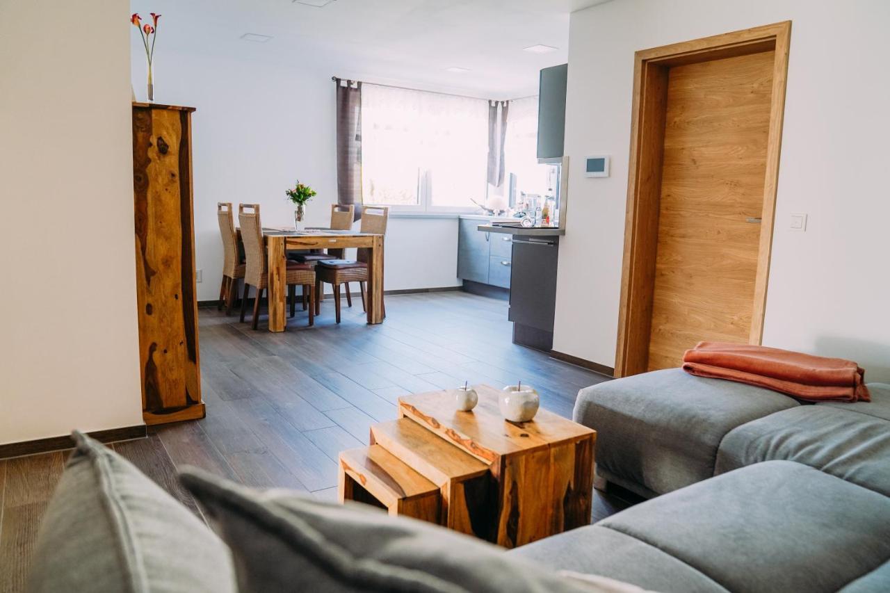 Ferienwohnung Im Schafftl 10 Ramsthal エクステリア 写真